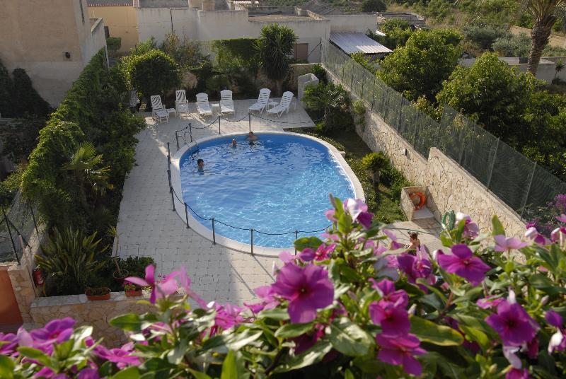 Hotel Isola Di Mozia Марсала Экстерьер фото