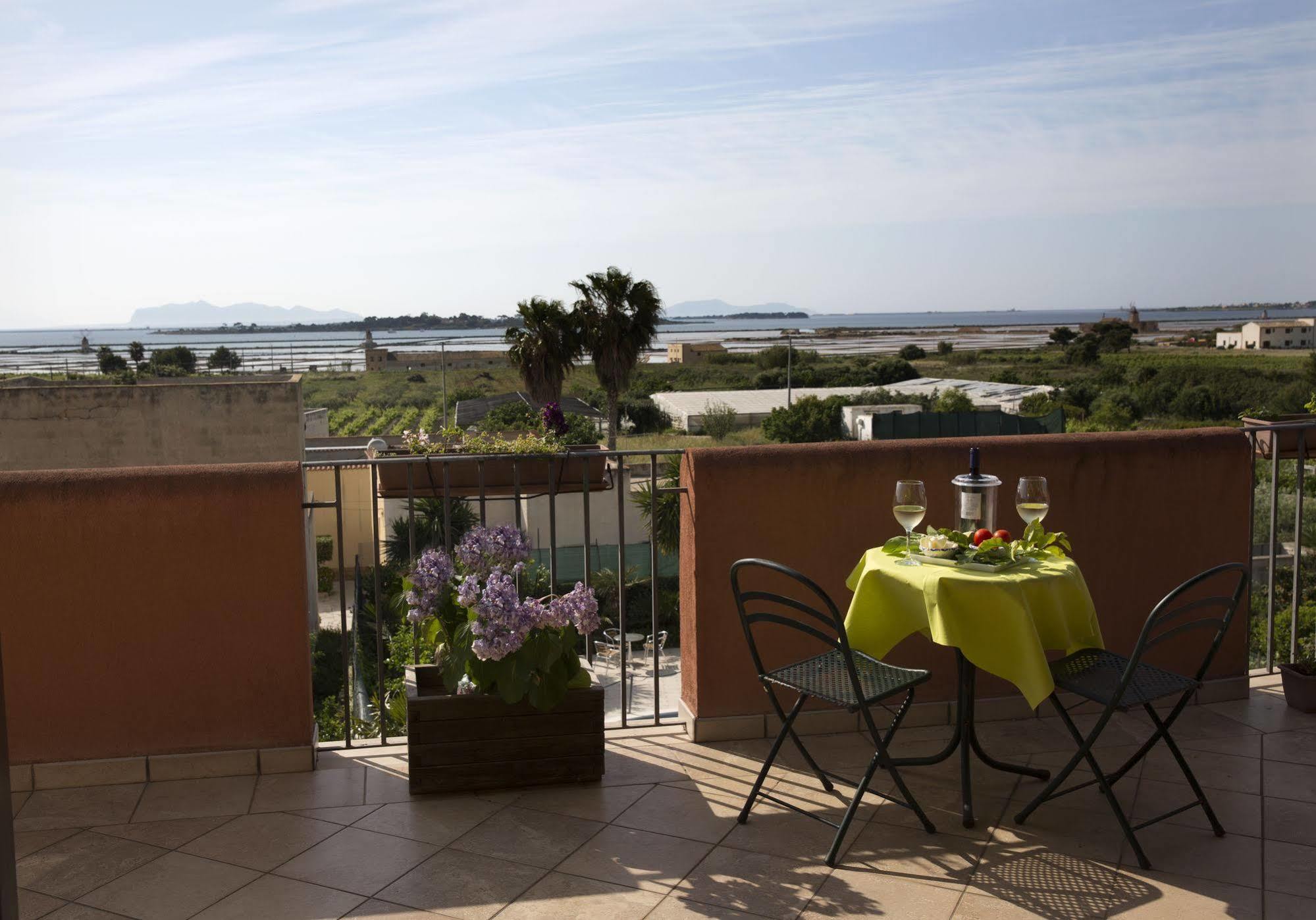Hotel Isola Di Mozia Марсала Экстерьер фото