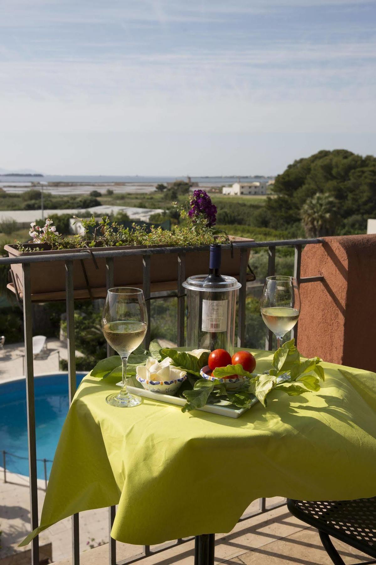 Hotel Isola Di Mozia Марсала Экстерьер фото
